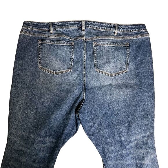 Torrid Perfect Boyfriend Ankle Jeans 26R Distressed Raw Hem Classic Denim - Picture 10 of 15